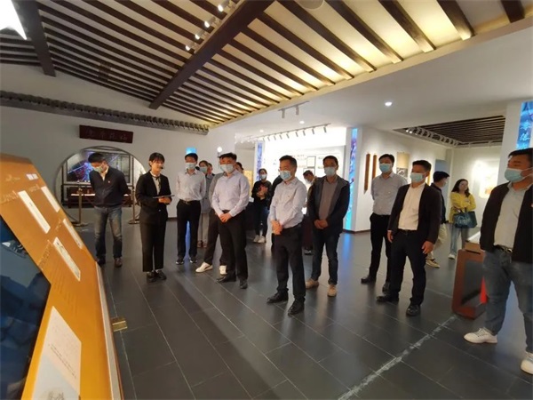 大豐東臺項目聯(lián)合黨支部組織開展三位一體“510”警示教育活動